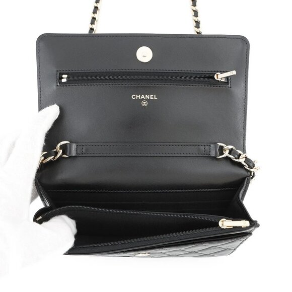 CHANEL Chain wallet with Bag Charm Lambskin/Faux Pearl /Rhinestone Black - Picture 6 of 16